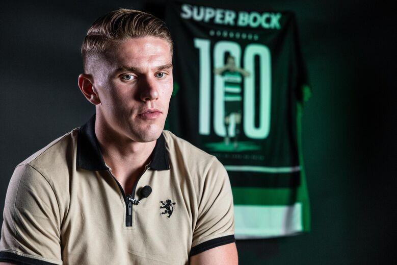 戈麦斯：儿子喜欢皮尔洛，我说光脚法好没用也要学习加图索（戈麦斯：儿子崇拜皮尔洛，但我提醒他光有脚法不够，还要向加图索学习）